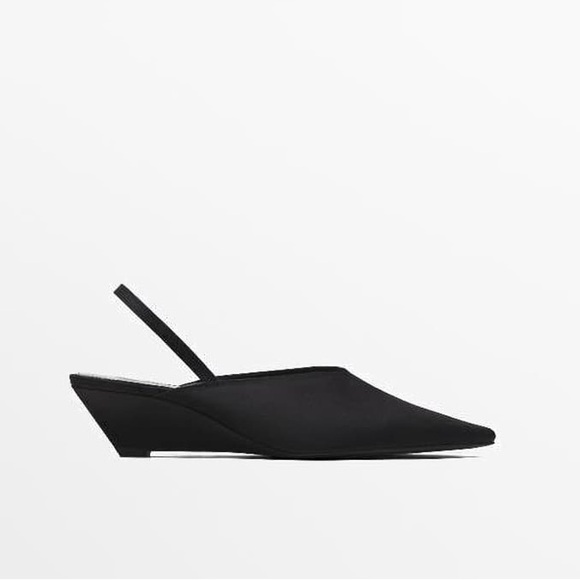 Massimo Dutti Shoes - NWT. Massimo Dutti Limited Edition Black Satin Effect Wedge Shoes. Size 8.
